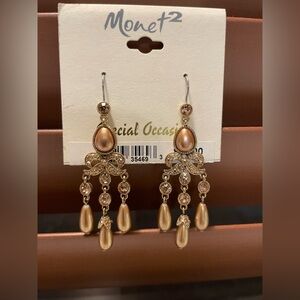 Glamorous Monet2 Special Occasion pearl & rhinestone drop earrings.